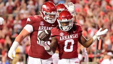 Logo:2a-Omf_Lcgy= Razorback Football